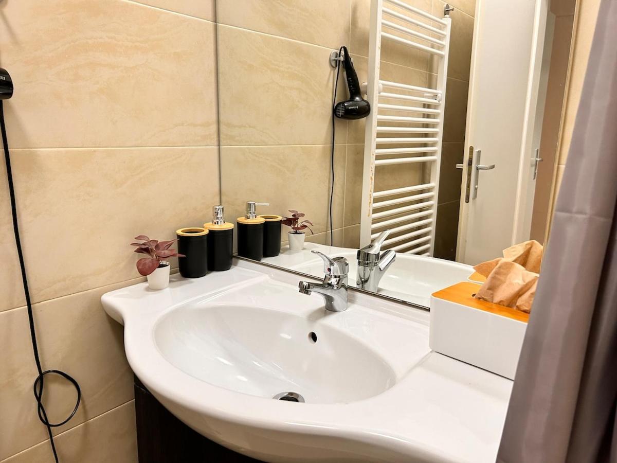 Spacious Central 4-Room Suite For 6 - Near Subway Wien Eksteriør billede