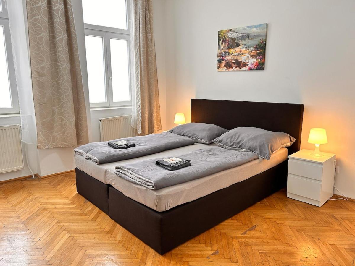 Spacious Central 4-Room Suite For 6 - Near Subway Wien Eksteriør billede